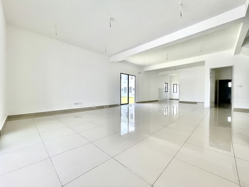 Rumah Teres 2 Tingkat untuk Dijual di Cyberjaya (Selangor) - Shamzjoe . - Living Room - PropertyGuru.com.my