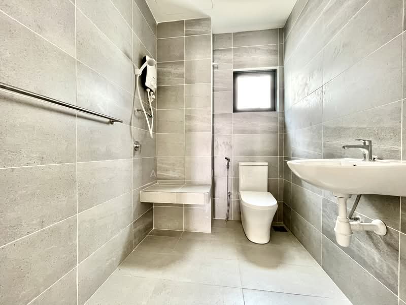Rumah Teres 2 Tingkat untuk Dijual di Cyberjaya (Selangor) - Shamzjoe . - Bathroom - PropertyGuru.com.my