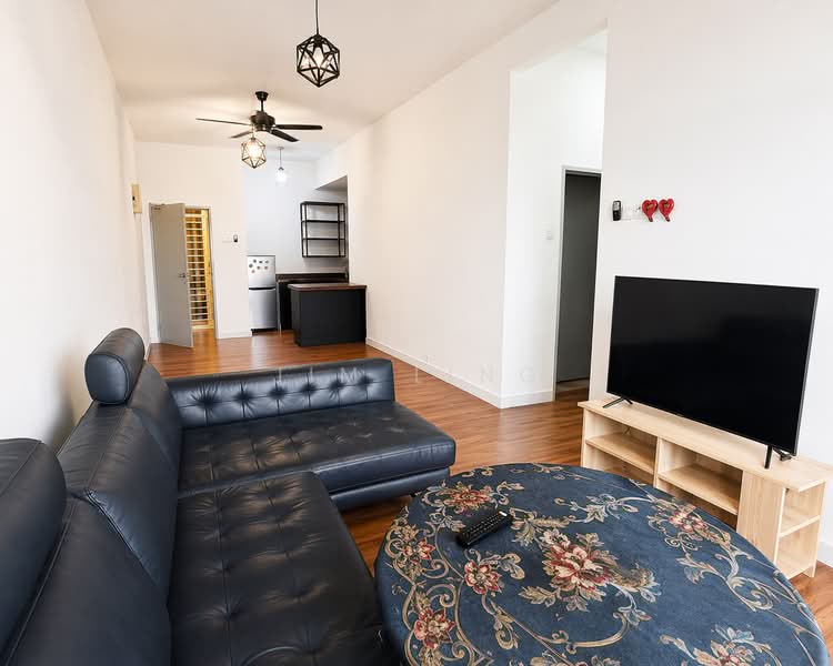 Servis Apartment untuk Dijual di Bsp Skypark - Jim Ling - Living Room - PropertyGuru.com.my