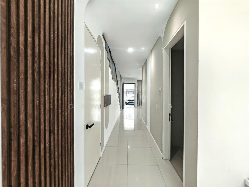 Rumah Teres untuk Dijual di Sungai Besi (Kuala Lumpur) - David Ting - Corridor - PropertyGuru.com.my
