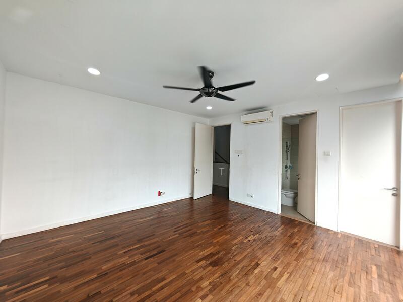 Rumah Teres untuk Dijual di Sungai Besi (Kuala Lumpur) - David Ting - Living Room - PropertyGuru.com.my