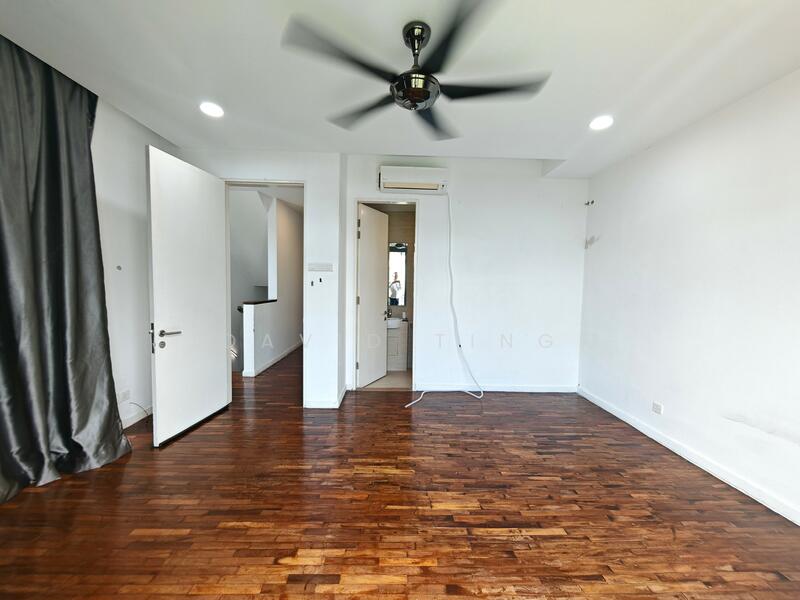 Rumah Teres untuk Dijual di Sungai Besi (Kuala Lumpur) - David Ting - Living Room - PropertyGuru.com.my