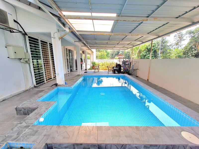 Ivy Terrace, Denai Alam untuk Untuk Dijual - RM 1,080,000, Mac 2026 - Pool - PropertyGuru.com.my