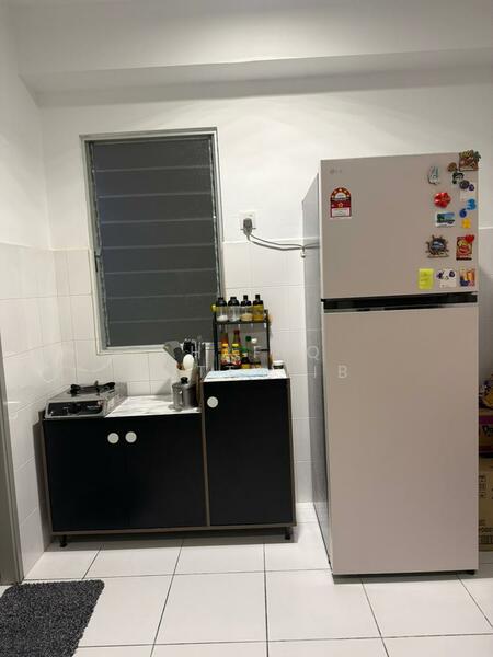 For Rent - Axis Crown