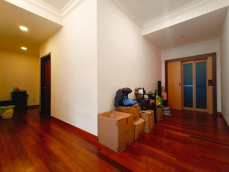 Corridor