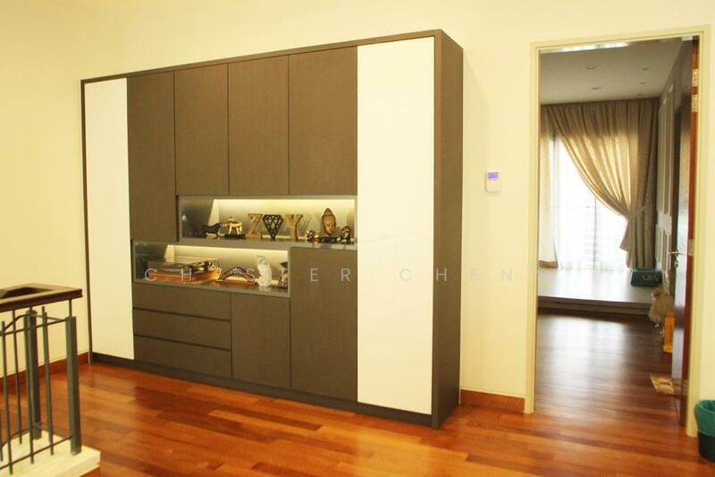 Rumah Teres untuk Dijual di Temasya Glenmarie (Glenmarie) - Chester Cheng - Living Room - PropertyGuru.com.my