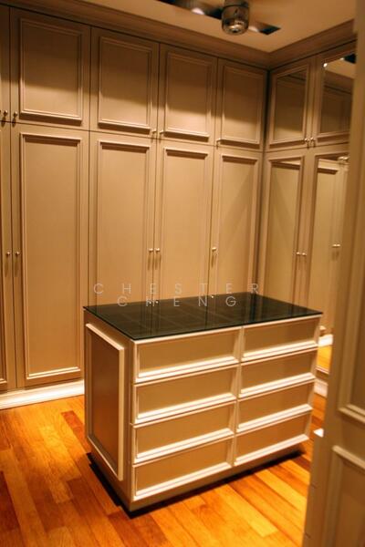 Rumah Teres untuk Dijual di Temasya Glenmarie (Glenmarie) - Chester Cheng - Closet - PropertyGuru.com.my