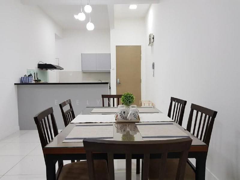 Service Residence for Sale at Skypod Residence - Evelyn Cheah - Dining Room - PropertyGuru.com.my