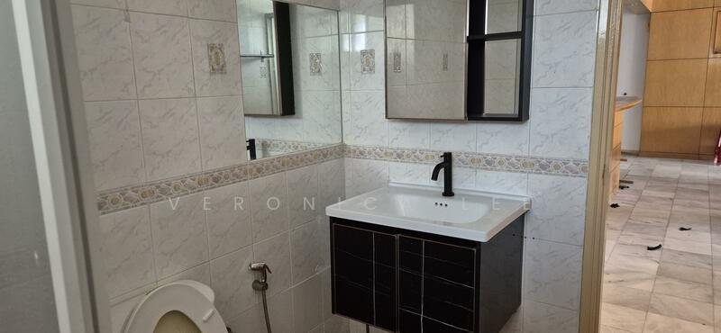 Condominium for Sale at Vista Damai - Veronica Lee - Bathroom - PropertyGuru.com.my