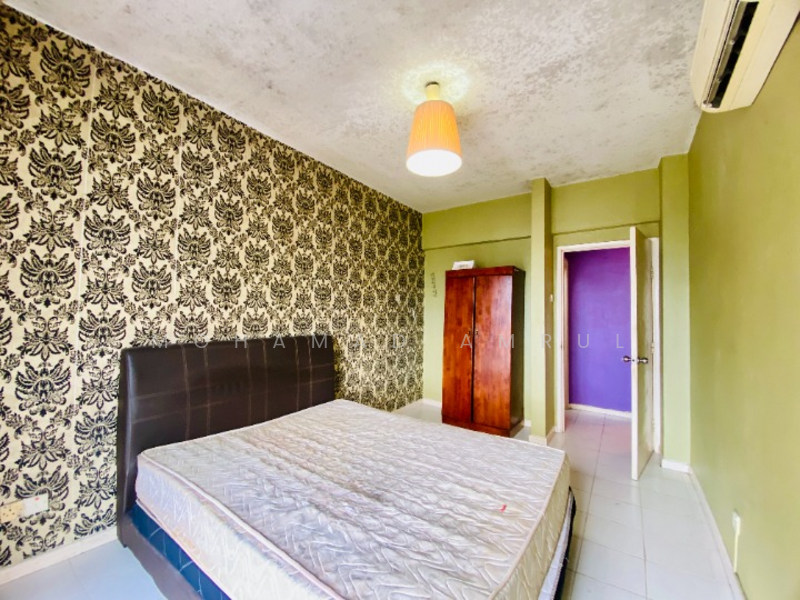 Bedroom