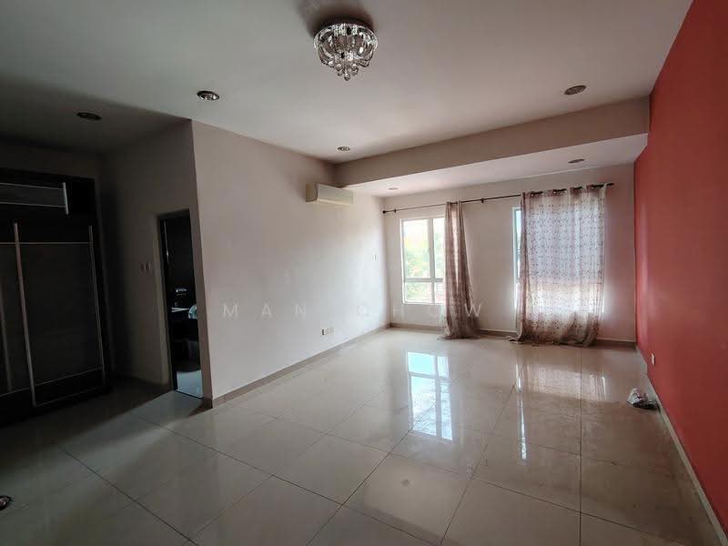 2-storey Terraced House for Sale in Serdang Raya (Seri Kembangan) - MAN CHOW - Bedroom - PropertyGuru.com.my