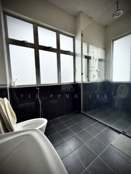 Bungalow for Sale in Tanjung Bungah (Penang) - Yee Peng Lee - Bathroom - PropertyGuru.com.my
