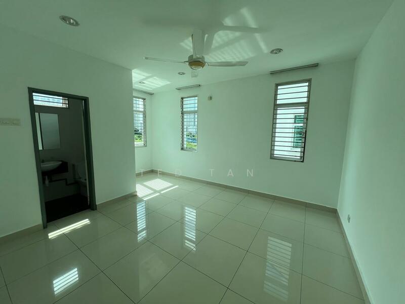 Semi-Detached House for Sale in Taman Alor Vista (Bayan Lepas) - Ted Tan - Bedroom - PropertyGuru.com.my