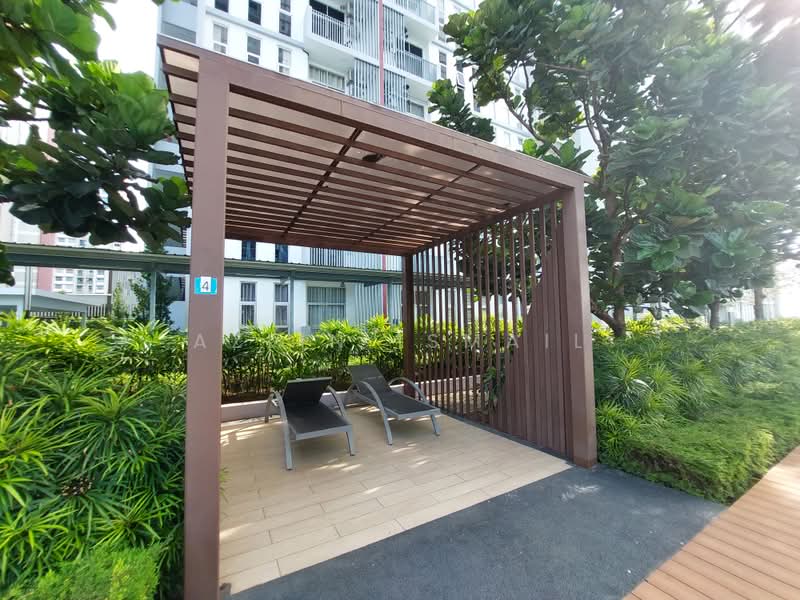 Kondominium untuk Dijual di Lakefront Homes - Azlin Ismail - Exterior - PropertyGuru.com.my