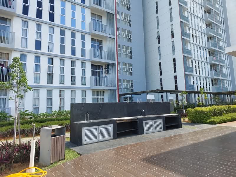 Kondominium untuk Dijual di Lakefront Homes - Azlin Ismail - Exterior - PropertyGuru.com.my