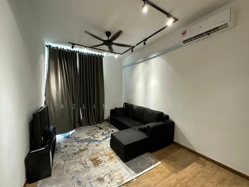 Kondominium untuk Dijual di Lakefront Homes - Azlin Ismail - Living Room - PropertyGuru.com.my