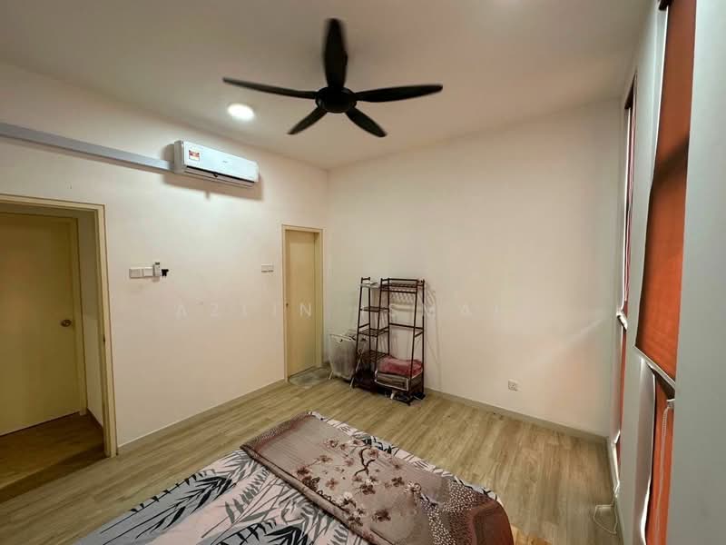 Kondominium untuk Dijual di Lakefront Homes - Azlin Ismail - Bedroom - PropertyGuru.com.my