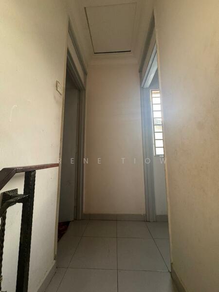 2-storey Terraced House for Sale in Taman Seraya (Ampang) - Irene Tiow - Corridor - PropertyGuru.com.my