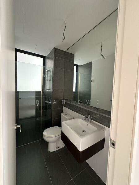 Kondominium untuk Dijual di Verdana @ North Kiara - Ryan Swe - Bathroom - PropertyGuru.com.my