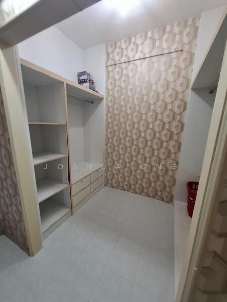 Closet