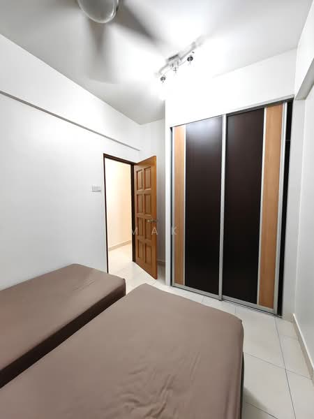 Condominium for Sale at 1 Petaling - Mak Oliver - Bedroom - PropertyGuru.com.my