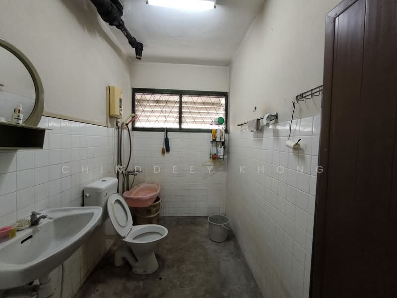 3-storey Terraced House for Sale in Taman Muda (Ampang) - Chinddeey Khong - Bathroom - PropertyGuru.com.my