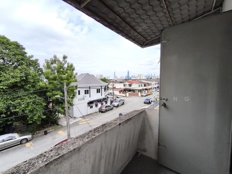 3-storey Terraced House for Sale in Taman Muda (Ampang) - Chinddeey Khong - PropertyGuru.com.my