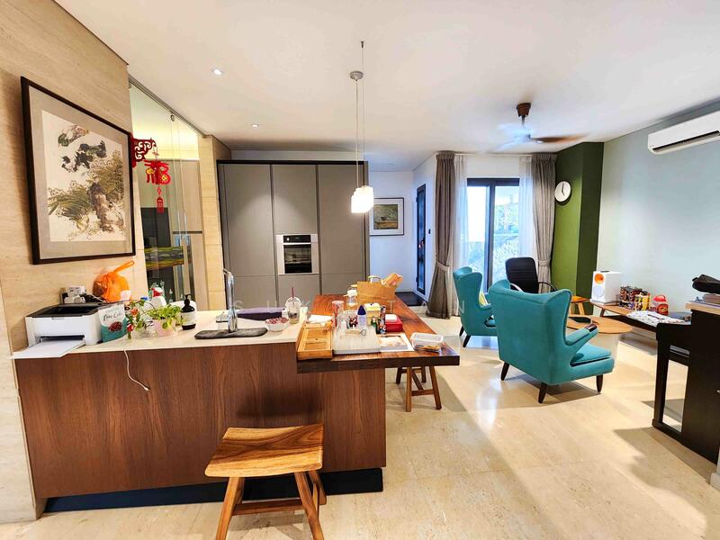 Semi-Detached House for Sale in Lake Fields (Sungai Besi) - Suki Tan - Living Room - PropertyGuru.com.my
