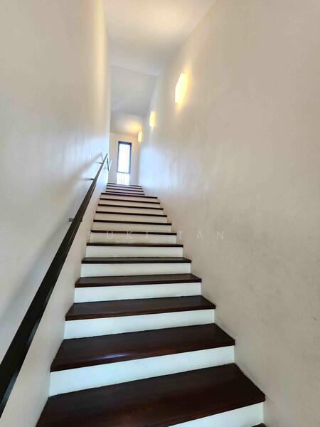 Semi-Detached House for Sale in Lake Fields (Sungai Besi) - Suki Tan - Corridor - PropertyGuru.com.my