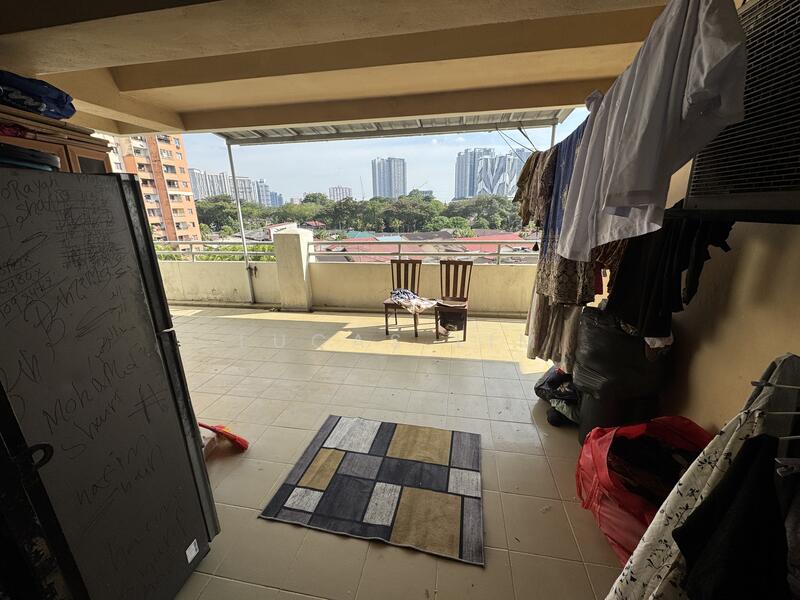Idaman Puteri untuk Untuk Dijual - RM 588,000, Mac 2026 - Balcony - PropertyGuru.com.my