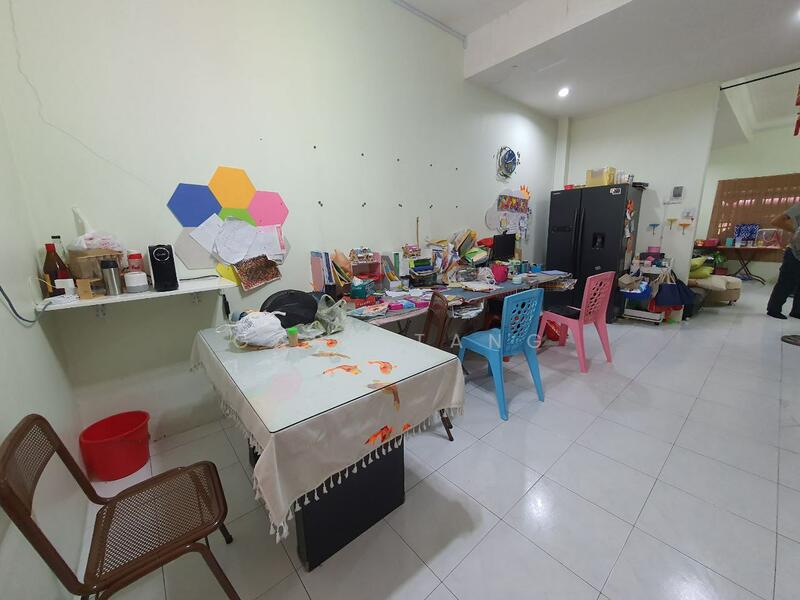 2-storey Terraced House for Sale in Taman Pengkalan Pertama (Ipoh) - Gary Tang - Dining Room - PropertyGuru.com.my