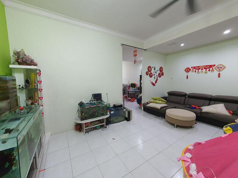 2-storey Terraced House for Sale in Taman Pengkalan Pertama (Ipoh) - Gary Tang - Living Room - PropertyGuru.com.my