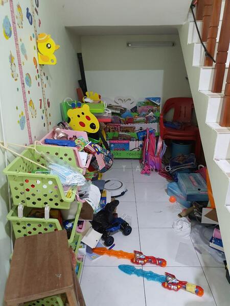2-storey Terraced House for Sale in Taman Pengkalan Pertama (Ipoh) - Gary Tang - Corridor - PropertyGuru.com.my