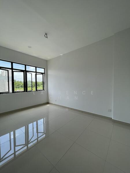 Rumah Berkembar untuk Dijual di Lakeside Residences (Puchong) - Lawrence Chan - Interior - PropertyGuru.com.my