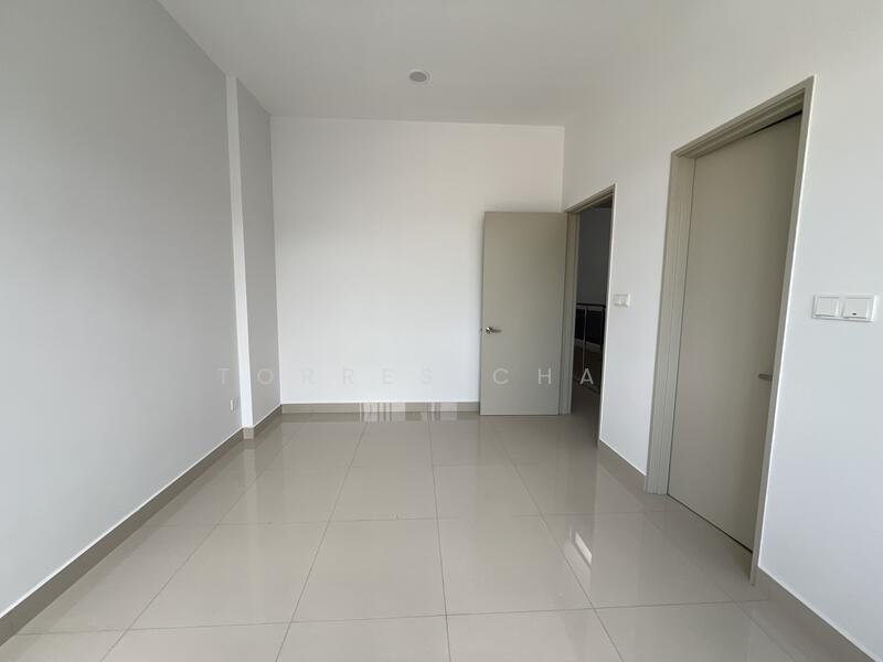 2nd Room
