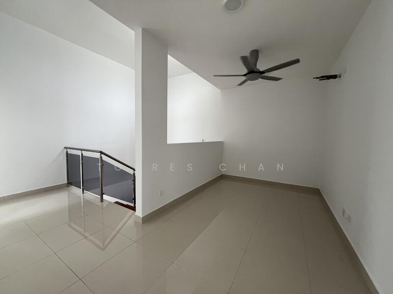Upper Floor