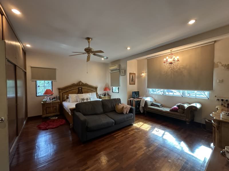 Semi-Detached House for Sale in Kota Damansara (Selangor) - Esther Lim - PropertyGuru.com.my