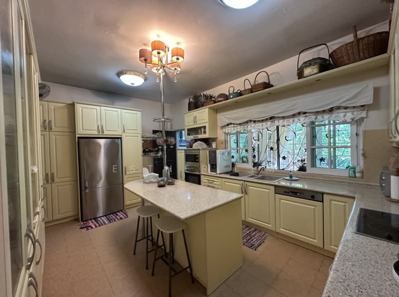 Semi-Detached House for Sale in Kota Damansara (Selangor) - Esther Lim - PropertyGuru.com.my