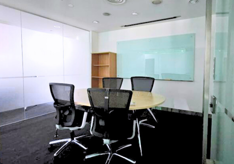 Pejabat untuk Disewa di KLCC (KL City Centre) - Janie Wai - Meeting Room - PropertyGuru.com.my