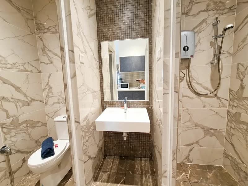 Service Residence for Sale at The Grand Subang Jaya SS15 - Yu Heng Chong - Bathroom - PropertyGuru.com.my
