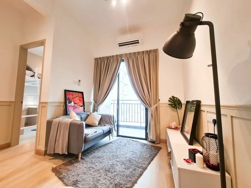 Service Residence for Sale at The Grand Subang Jaya SS15 - Yu Heng Chong - Living Room - PropertyGuru.com.my