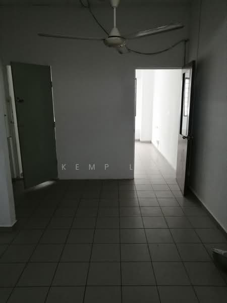 Shop / Office for Rent in Taman Sri Sinar (Segambut) - Kemp Lee - Interior - PropertyGuru.com.my