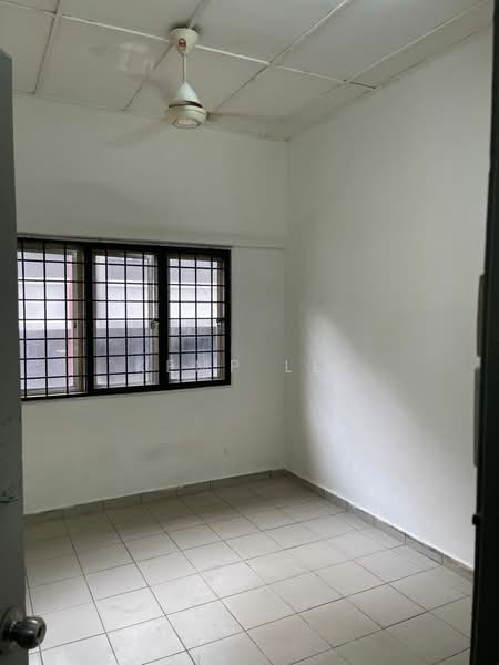 Kedai / Pejabat untuk Disewa di Taman Sri Sinar (Segambut) - Kemp Lee - Interior - PropertyGuru.com.my