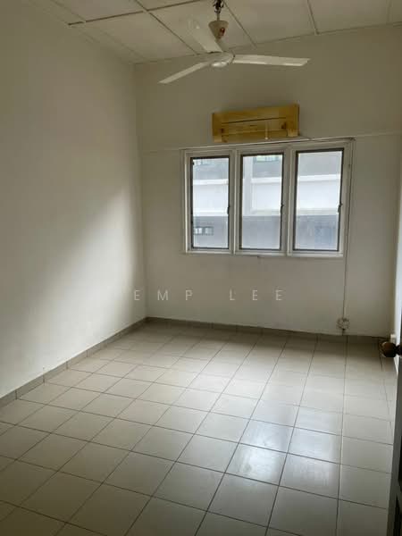 Kedai / Pejabat untuk Disewa di Taman Sri Sinar (Segambut) - Kemp Lee - Interior - PropertyGuru.com.my