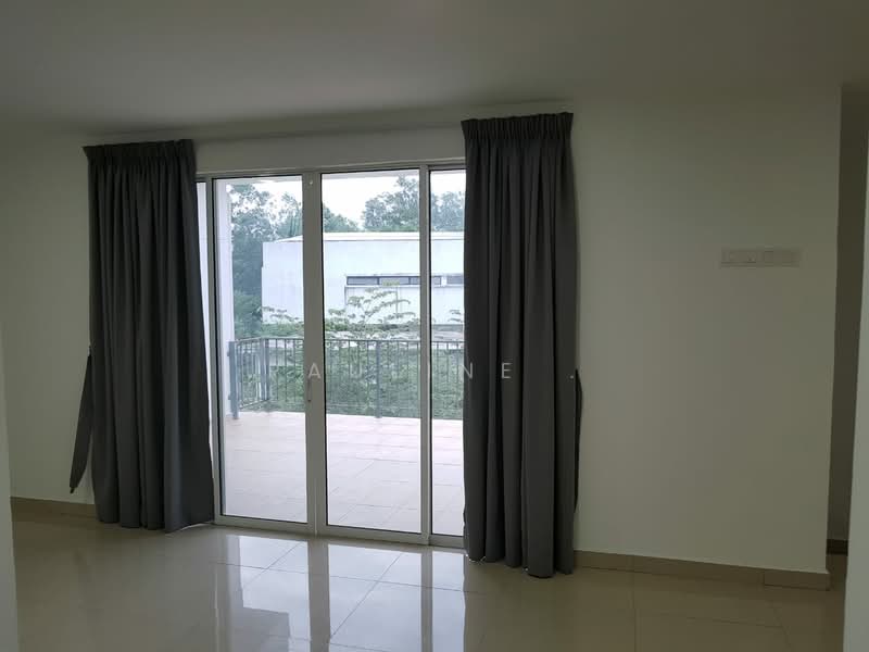 Bungalow for Sale in Seri Kembangan (Selangor) - Pauline . - Balcony - PropertyGuru.com.my