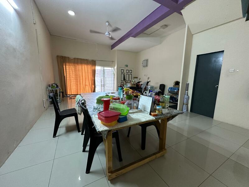 For Sale - Rawang Tin Rawang 3 Storey Facing Empty 5 Bedroom 3033sf