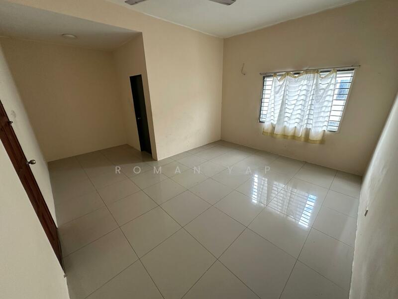 For Sale - Rawang Tin Rawang 3 Storey Facing Empty 5 Bedroom 3033sf
