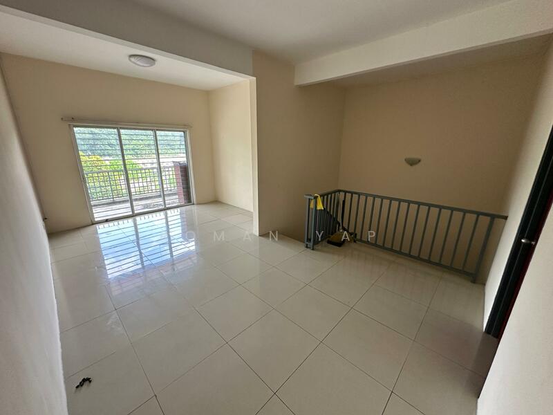 For Sale - Rawang Tin Rawang 3 Storey Facing Empty 5 Bedroom 3033sf