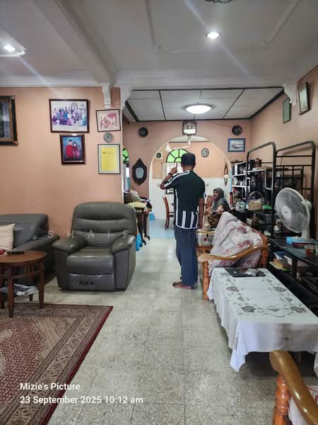 Rumah Teres 2 Tingkat untuk Dijual di Setapak (Kuala Lumpur) - Shaiful Rudy - Living Room - PropertyGuru.com.my