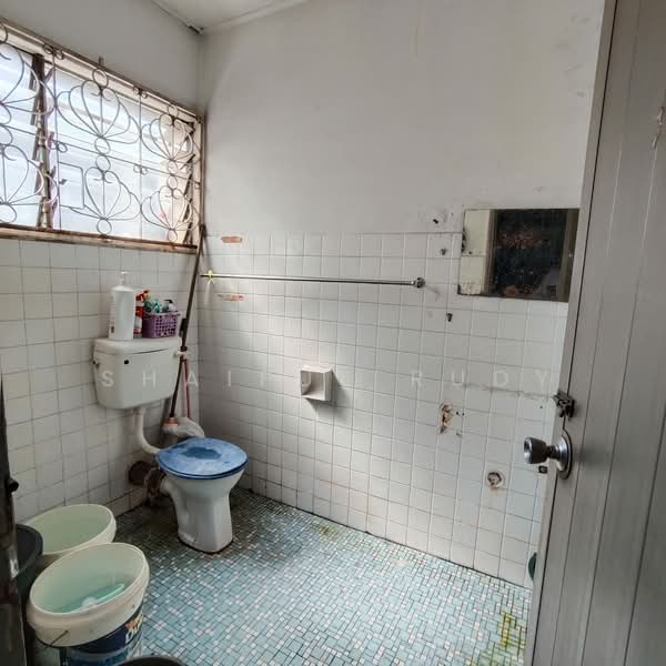 Rumah Teres 2 Tingkat untuk Dijual di Setapak (Kuala Lumpur) - Shaiful Rudy - Bathroom - PropertyGuru.com.my